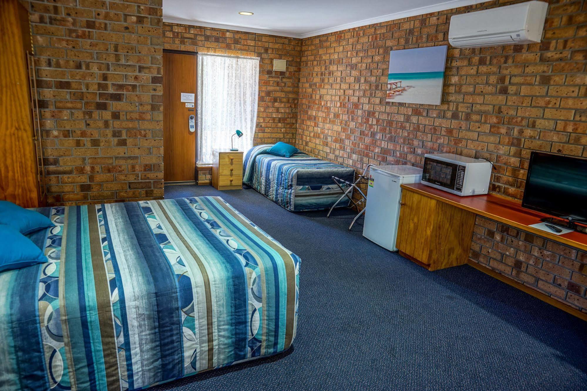 Kadina Gateway Motor Inn Buitenkant foto